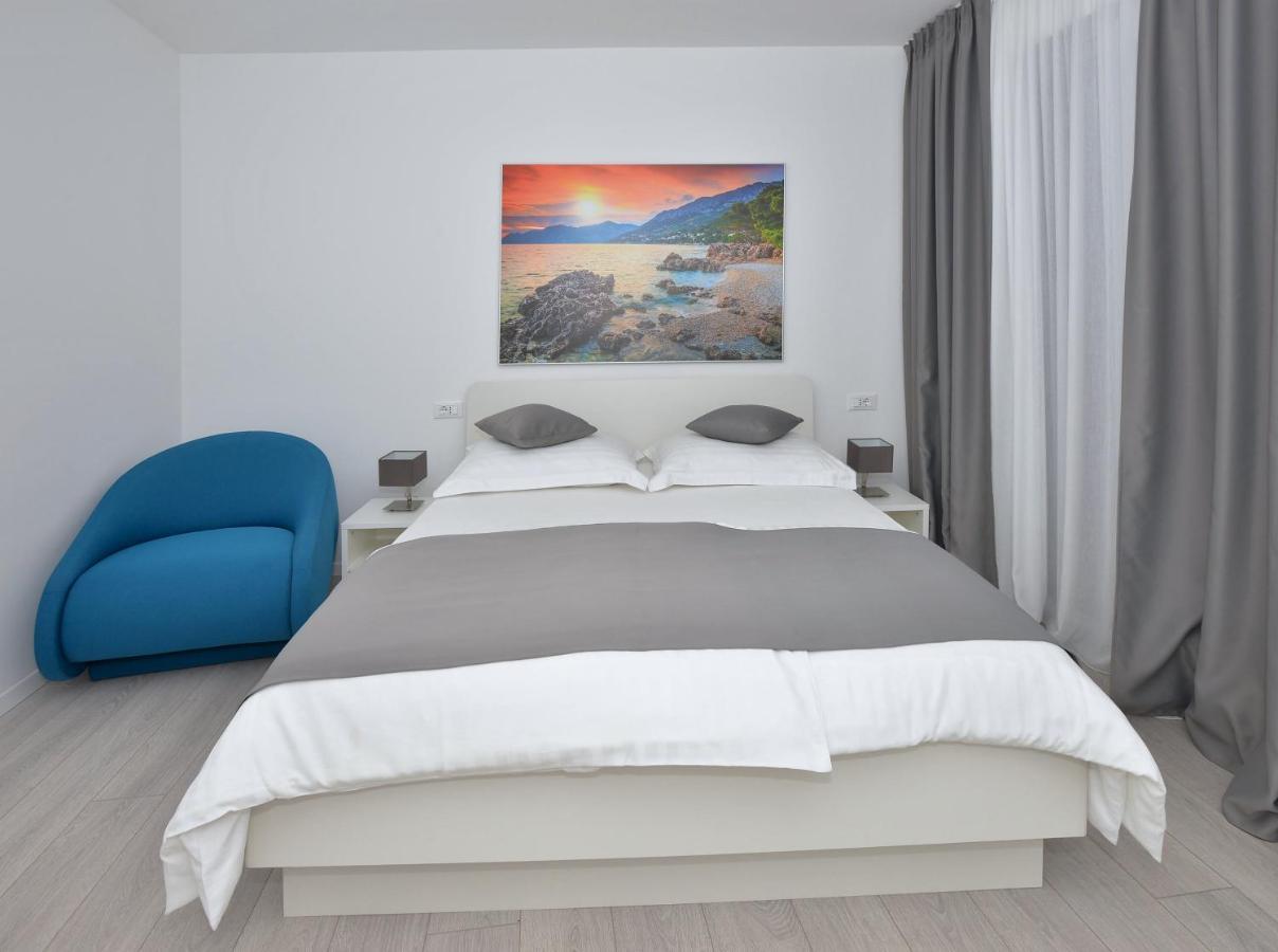 Villa Dalmatia Apartments Brela Exterior foto