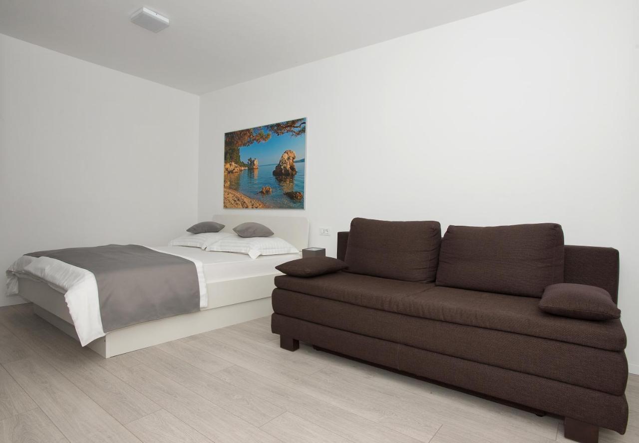 Villa Dalmatia Apartments Brela Exterior foto